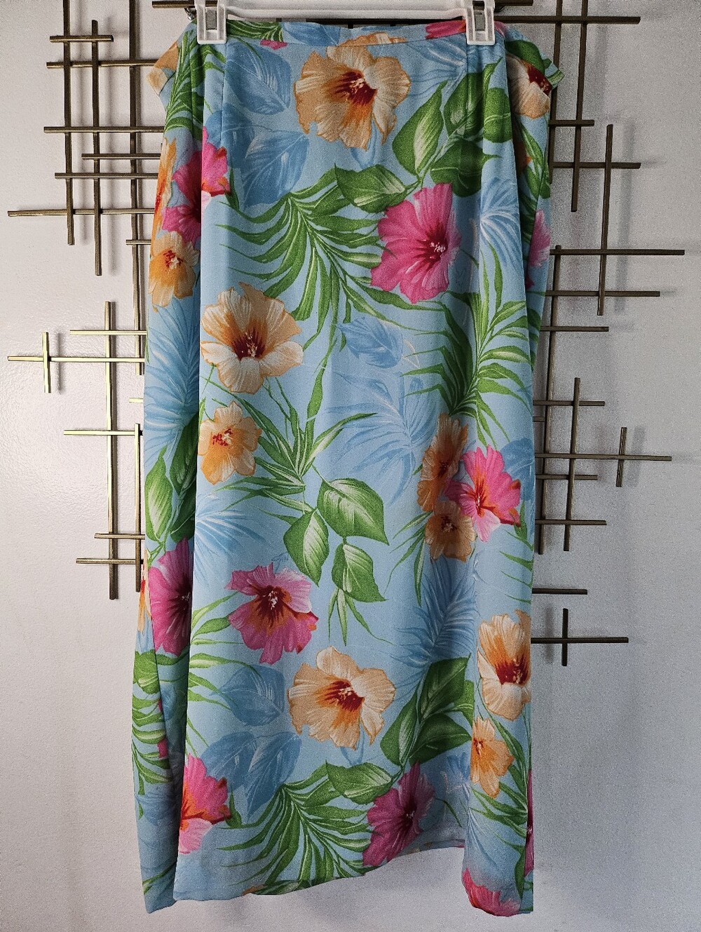 18W- Emma James- Maxi Floral Skirt